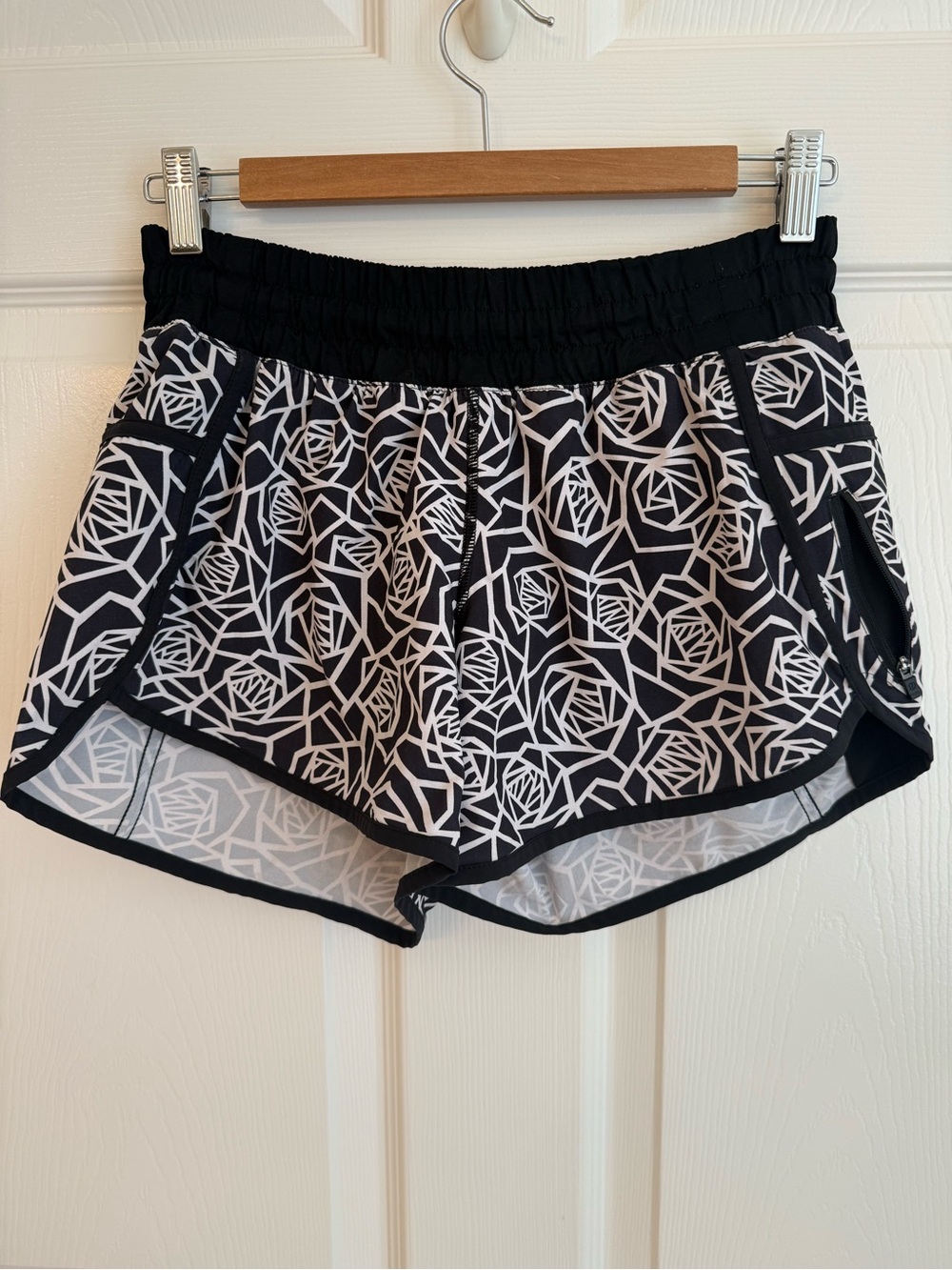 lululemon athletica Black & White Floral-Geometric Women's Athletic Shorts